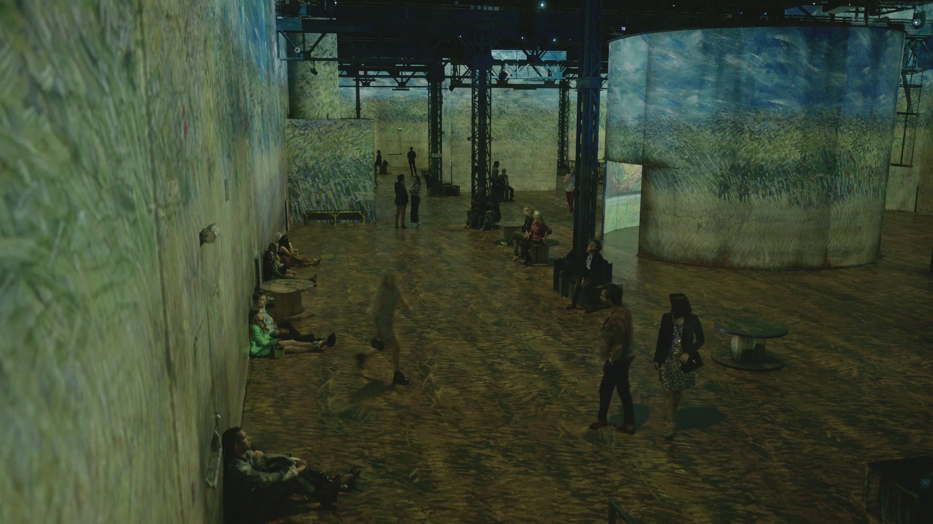 ALC105-304.jpg ALC105-304.jpg